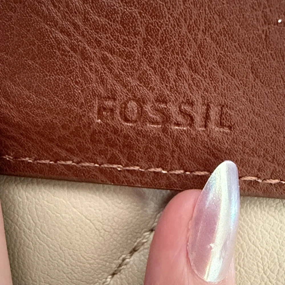 Fossil Tan Geometric Embossed Leather Bifold Wallet